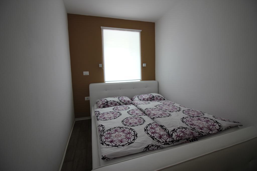 Apartments Pri Jakobu โคบาริด ภายนอก รูปภาพ